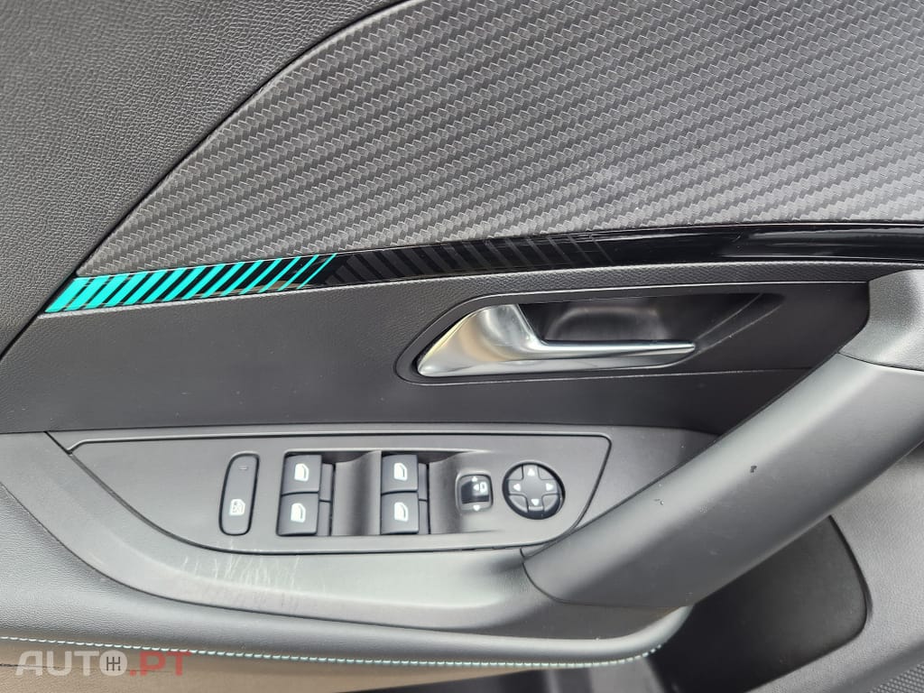 Peugeot 2008 1.5 BlueHDi Allure