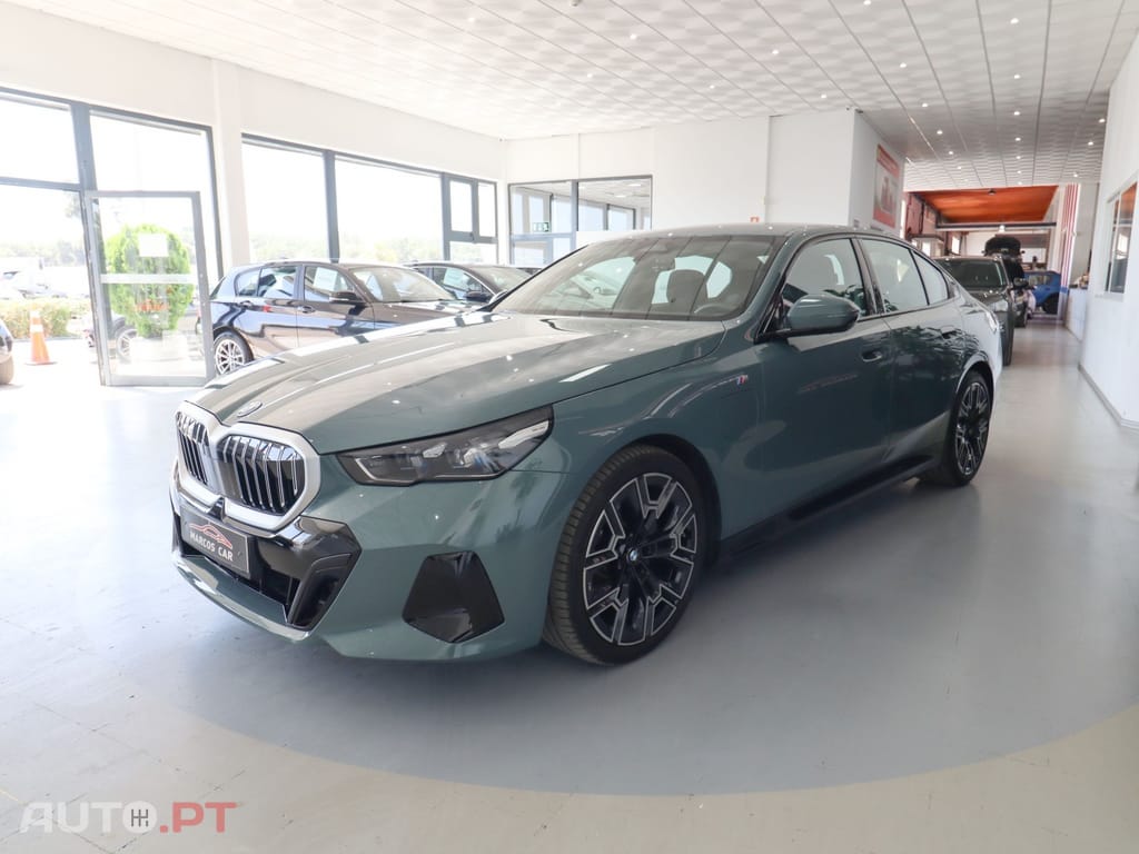 BMW 530 e Pack Desportivo M
