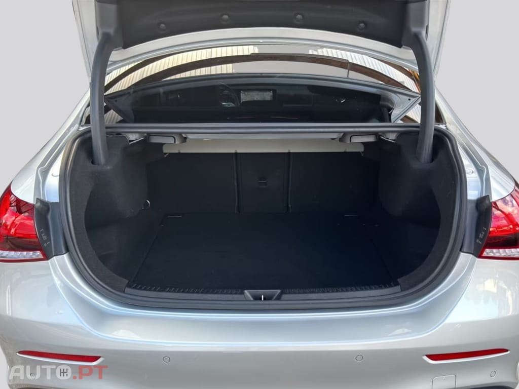 Mercedes-Benz A 180 D AMG-Line