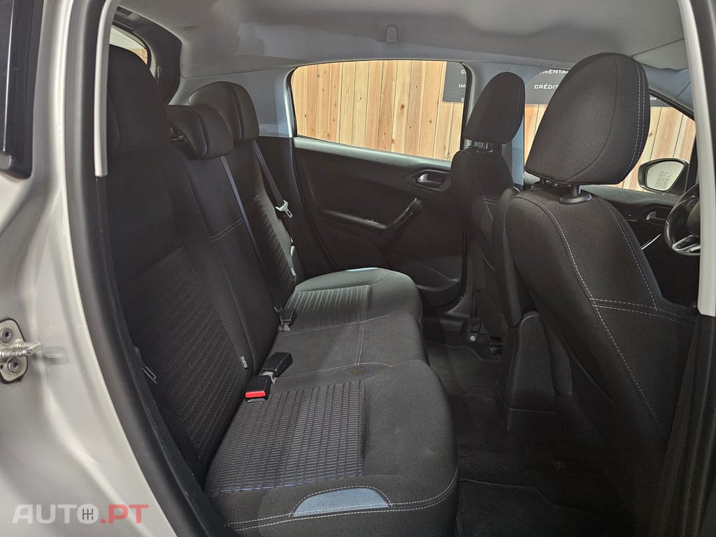 Peugeot 208 1.6 BluehDi