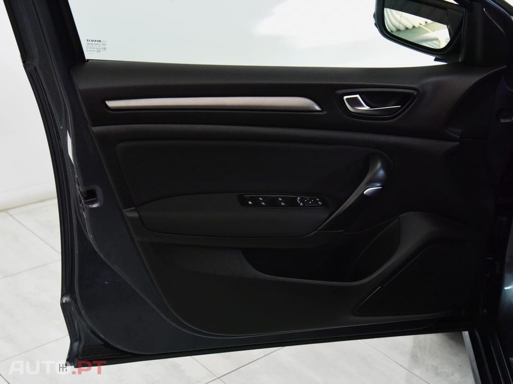 Renault Mégane Sport Tourer 1.6 E-Tech Plug-In Intens