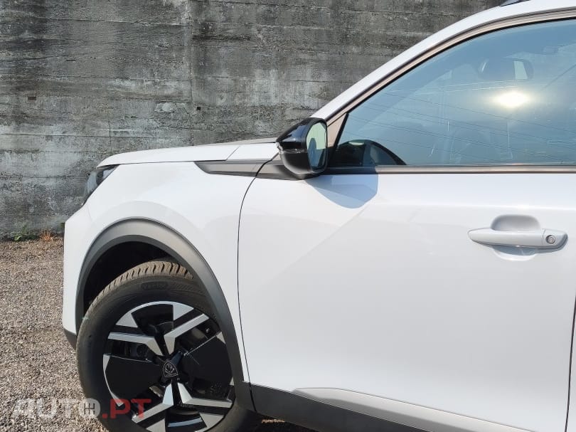 Peugeot 2008 TURBO 100 Allure