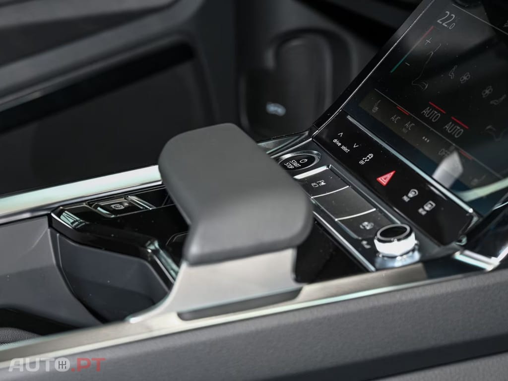 Audi E-Tron Advanced 50 Quattro I.V.A DEDUTIVEL