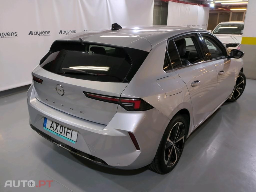 Opel Astra 1.5 D Elegance