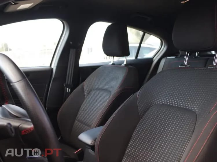 Ford Focus 1.0 EcoBoost ST-Line