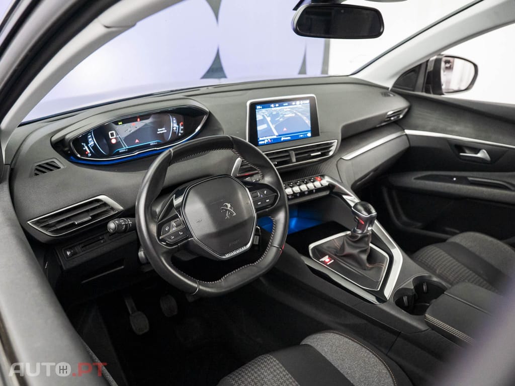 Peugeot 3008 1.5 BlueHDi Style