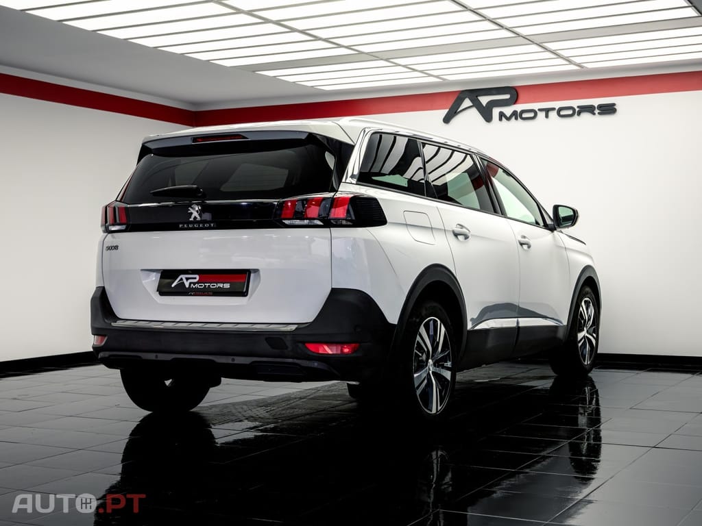 Peugeot 5008 1.5 BlueHDi Allure EAT8