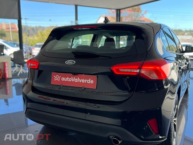 Ford Focus 1.0 EcoBoost S&S ST-LINE