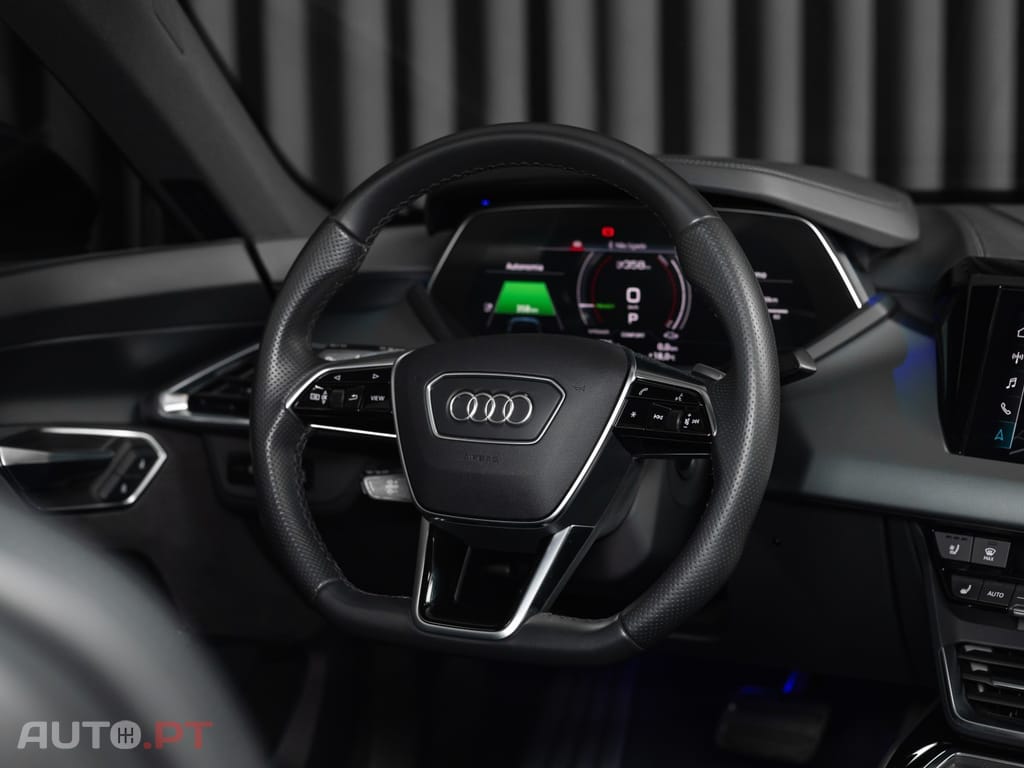 Audi E-Tron GT quattro