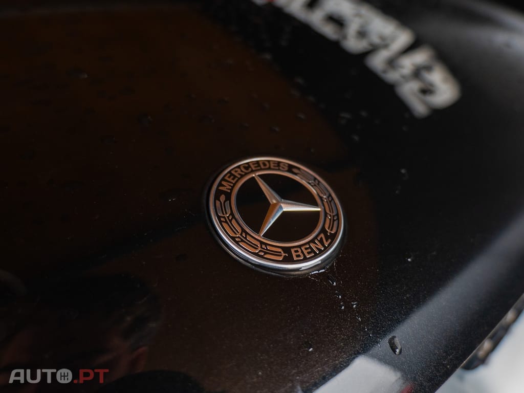 Mercedes-Benz GLC 300 4MATIC AMG LINE