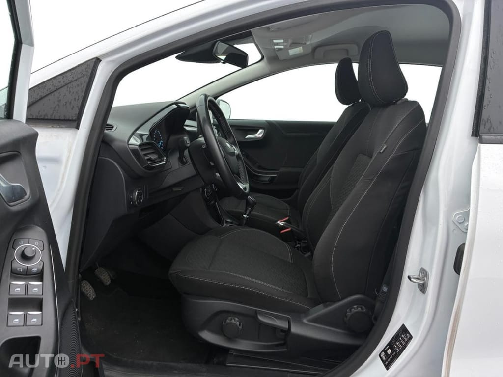 Ford Puma 1.0 Flexifuel mHEV Titanium