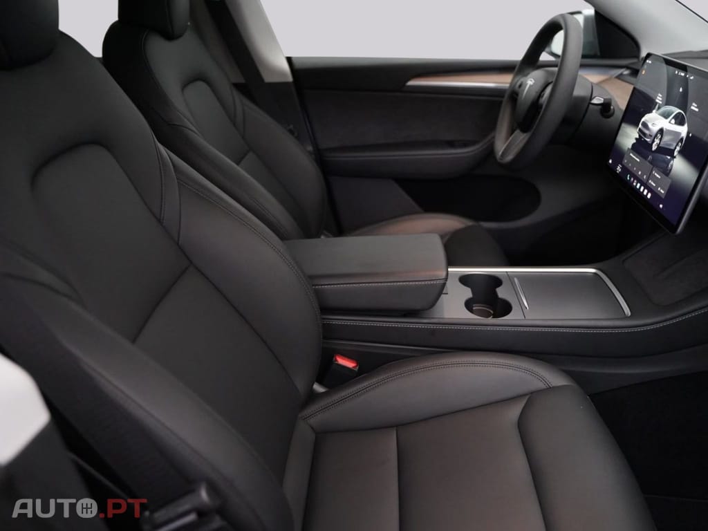 Tesla Model Y Long Range Dual Motor 94% I.V.A DEDUTIVEL