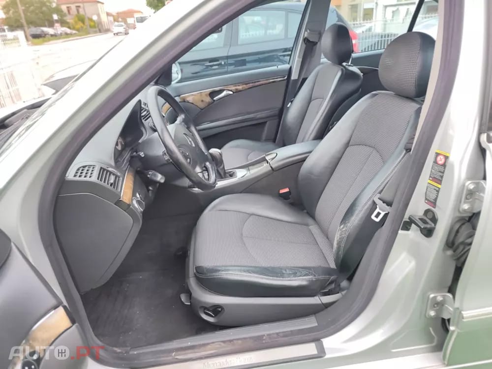Mercedes-Benz E 220 CDi Avantgard