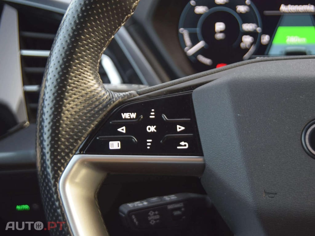 Audi Q4 E-Tron 45 82 kWh SE Business Plus