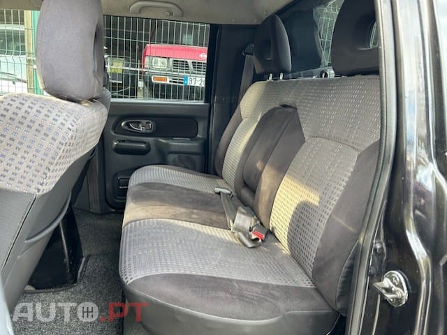 Mitsubishi L200 Strakar 2.5 4X4