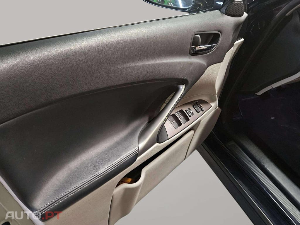 Lexus IS 220 d Executive 5G