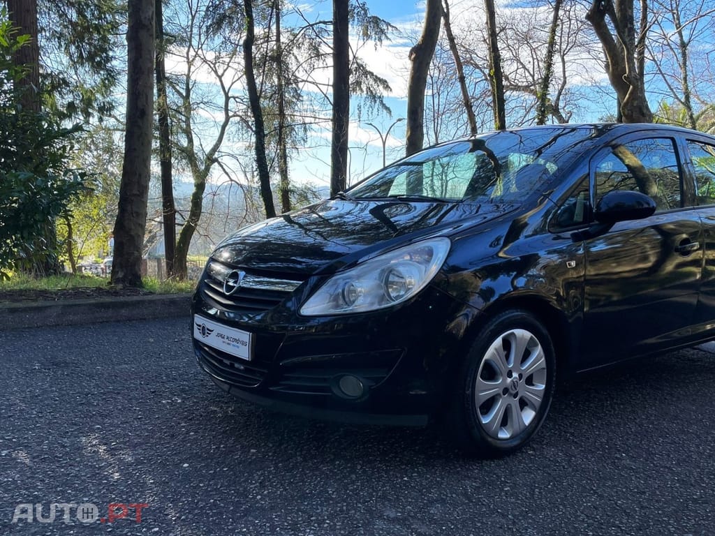 Opel Corsa 1.2 Enjoy