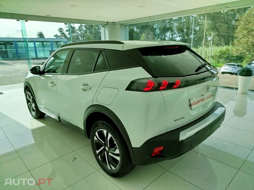Peugeot 2008 1.5 BlueHDi Allure Pack