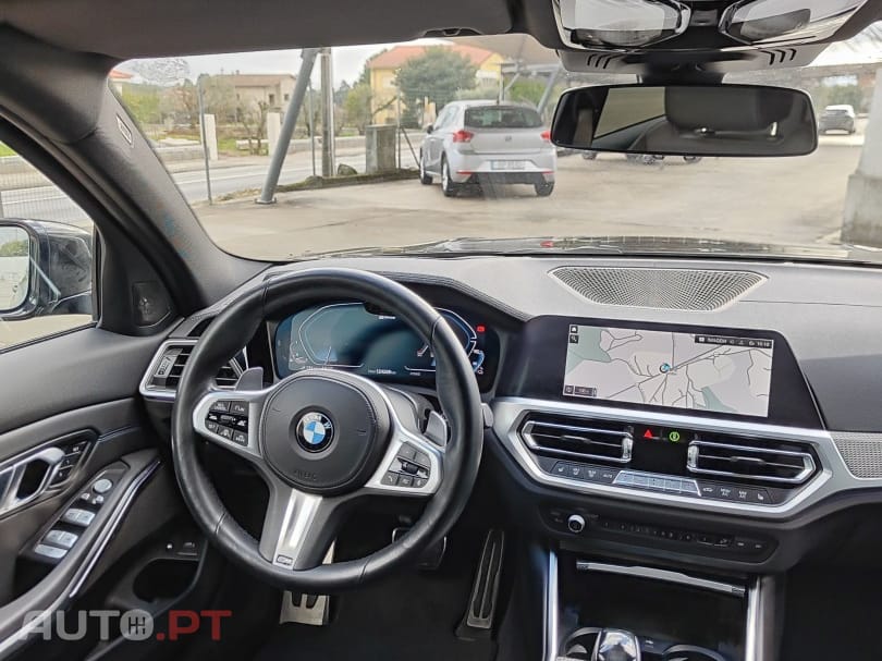 BMW 330 e Touring Pack M Auto