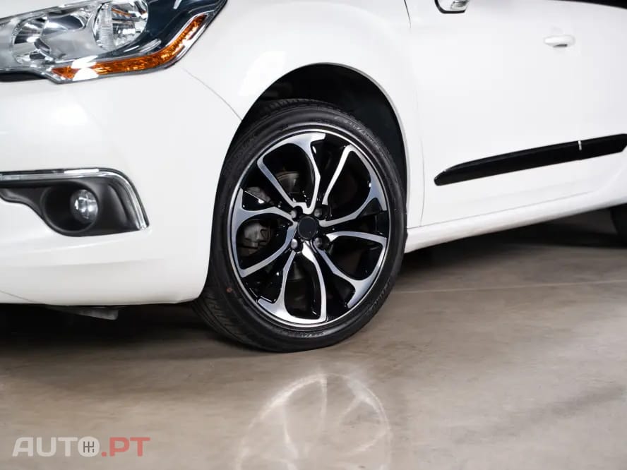 Citroen DS4 1.6 e-HDi So Chic CMP6
