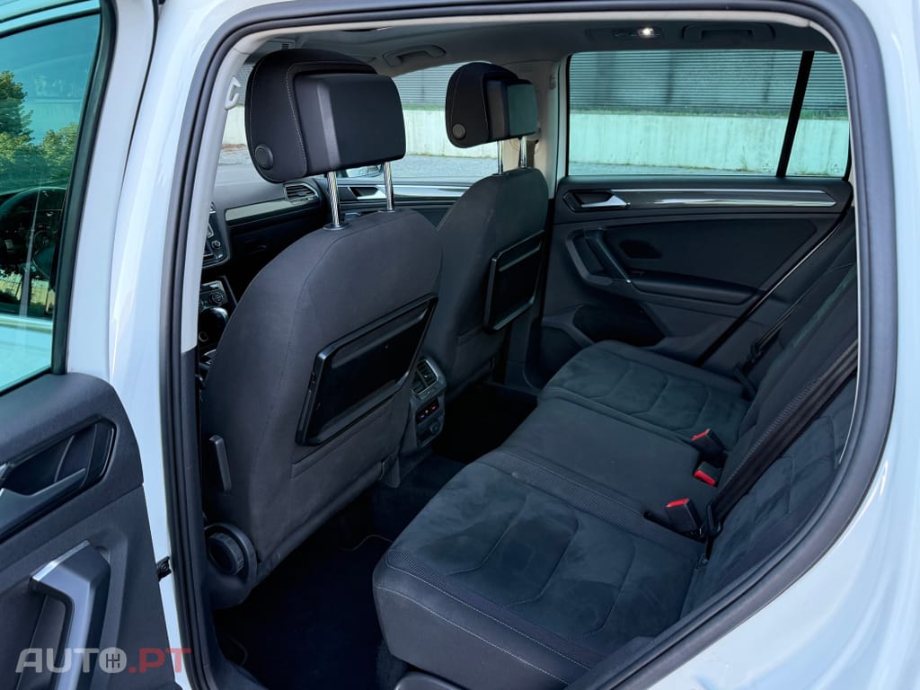 Volkswagen Tiguan 2.0 TDI R-Line DSG 4Motion