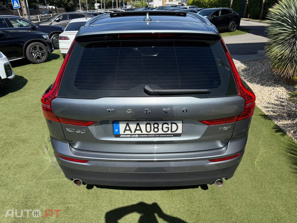 Volvo XC60 2.0 T8 PHEV Momentum Plus AWD