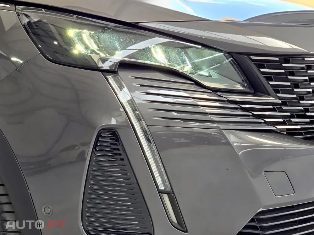 Peugeot 3008 1.6 Hybrid Allure e-EAT8