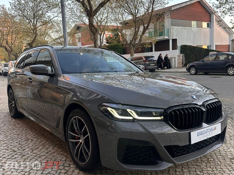 BMW 530 e Pack Desportivo M