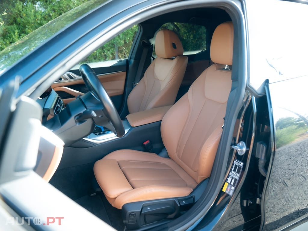 BMW i4 eDrive40 Pack Desportivo M Pro
