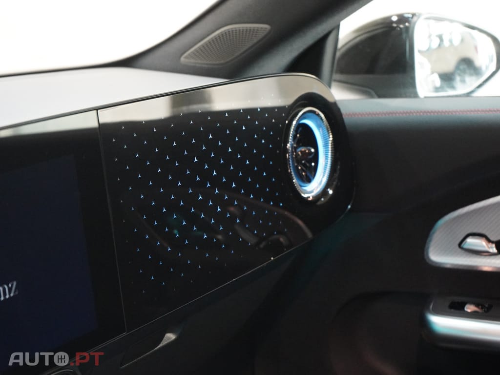 Mercedes-Benz CLA 250 com tecnologia EQ