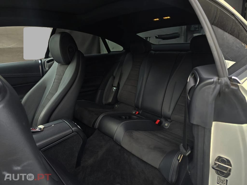Mercedes-Benz E 220 d AMG Line