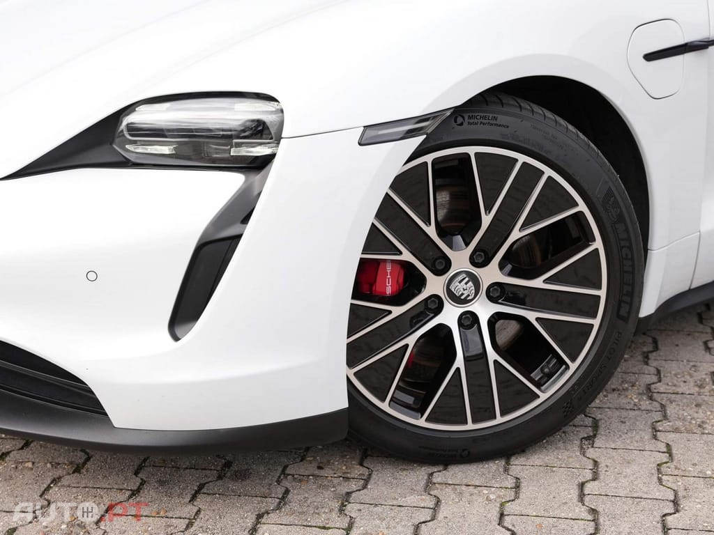 Porsche Taycan 4S Bose