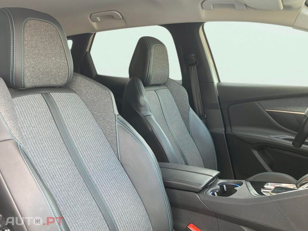Peugeot 3008 1.5 BlueHDi Allure Pack EAT8
