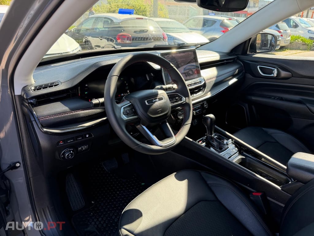 Jeep Compass 1.3 TG Trailhawk