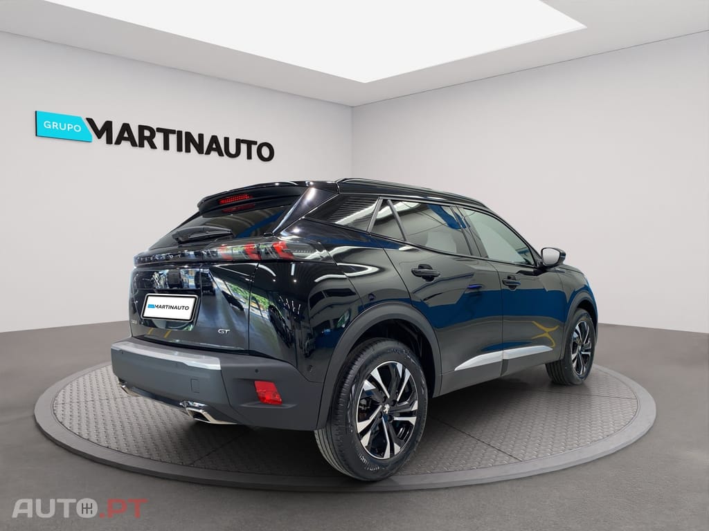 Peugeot 2008 1.2 PureTech GT EAT8