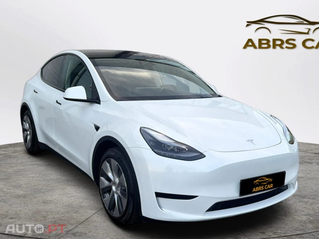 Tesla Model Y RWD