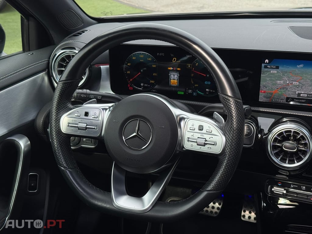 Mercedes-Benz A 250 e AMG Line