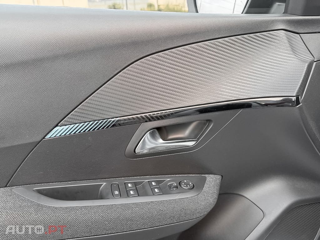 Peugeot 208 PureTech 100 Style