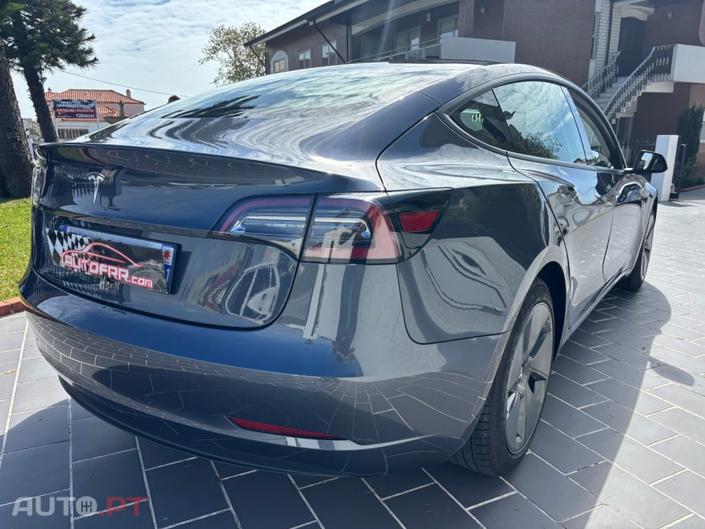 Tesla Model 3 Tração Traseira Premium