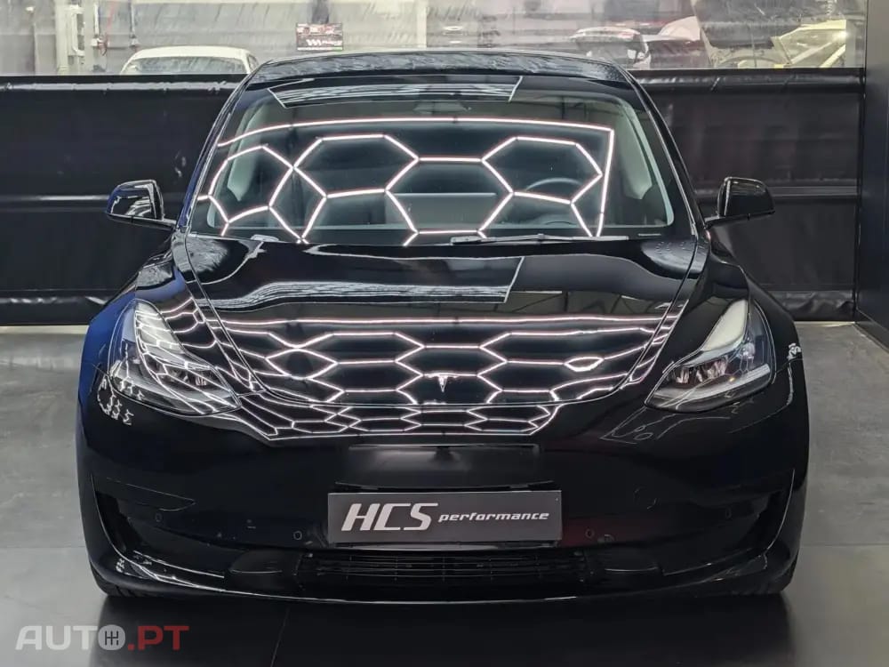 Tesla Model 3 Standard Range Plus RWD