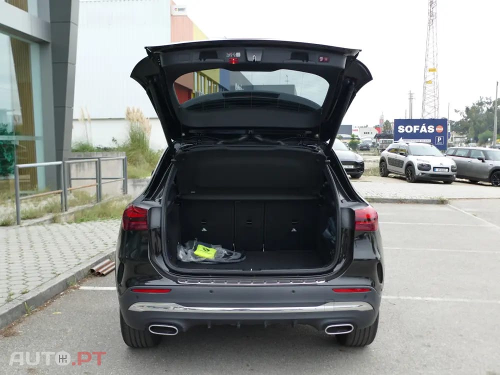 Mercedes-Benz GLA 250 e AMG Line