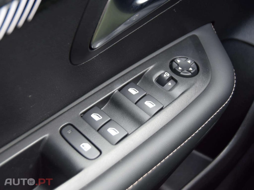 Peugeot 208 1.2 PureTech Allure Pack