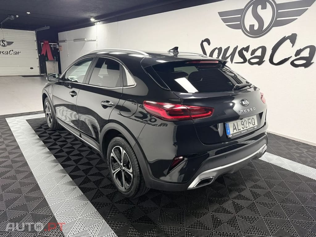 Kia Xceed 1.6 GDi PHEV Drive