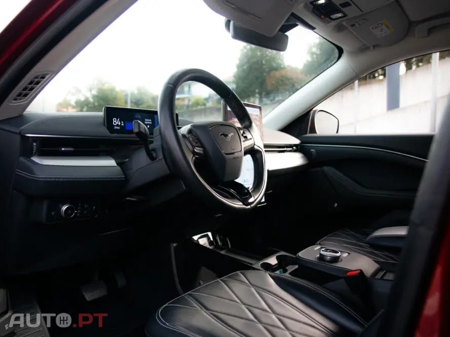 Ford Mustang Mach-E Standard