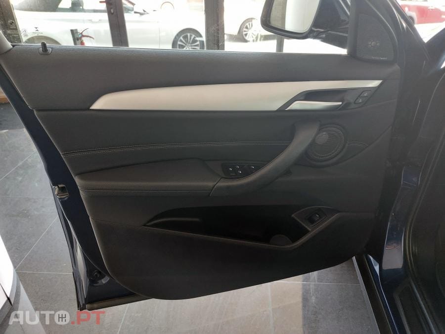BMW X2 18 d sDrive Auto