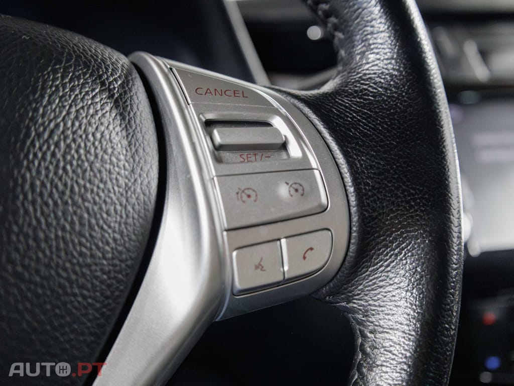 Nissan Navara 2.3 dCi CD 4WD N-Connecta
