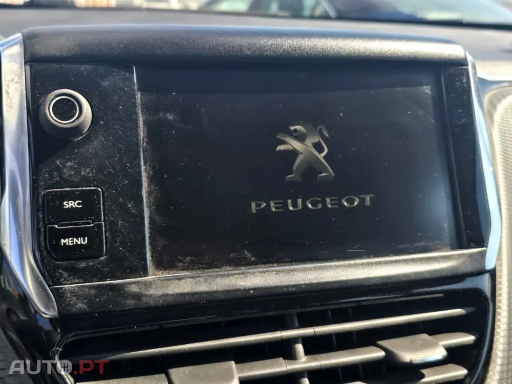 Peugeot 2008 PureTech 130 Allure Pack