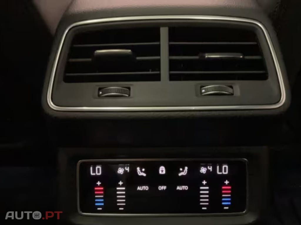 Audi E-Tron I.V.A DEDUTIVEL S BLACK 