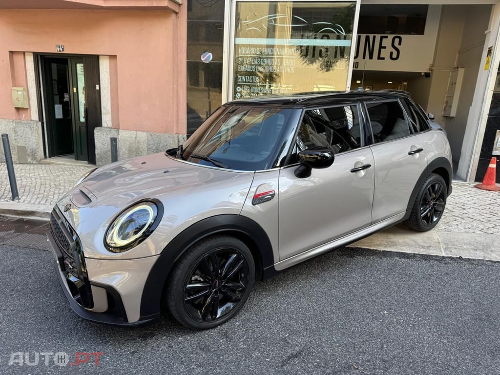 MINI Cooper Cooper S Premium JCW Auto