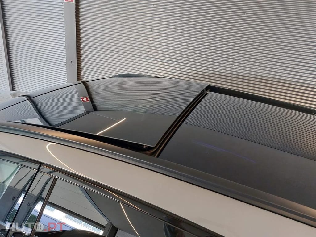 Mercedes-Benz E 300 e AMG Line